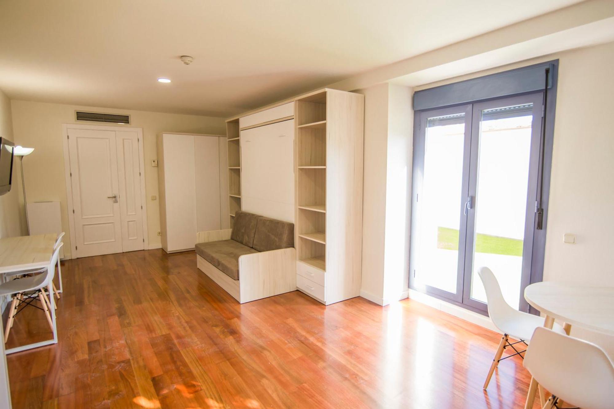 Apartamentos Plaza De Santiago - Estudios Turisticos - 1 Llave Pinto Bagian luar foto