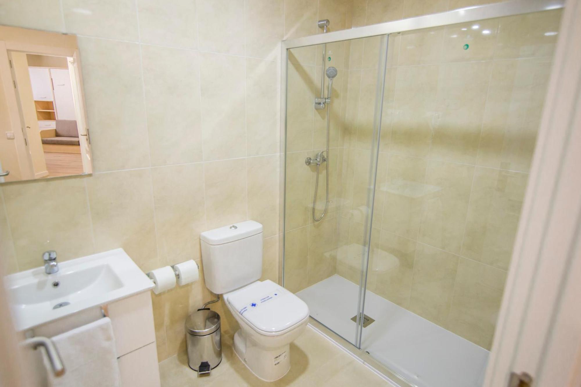Apartamentos Plaza De Santiago - Estudios Turisticos - 1 Llave Pinto Bagian luar foto