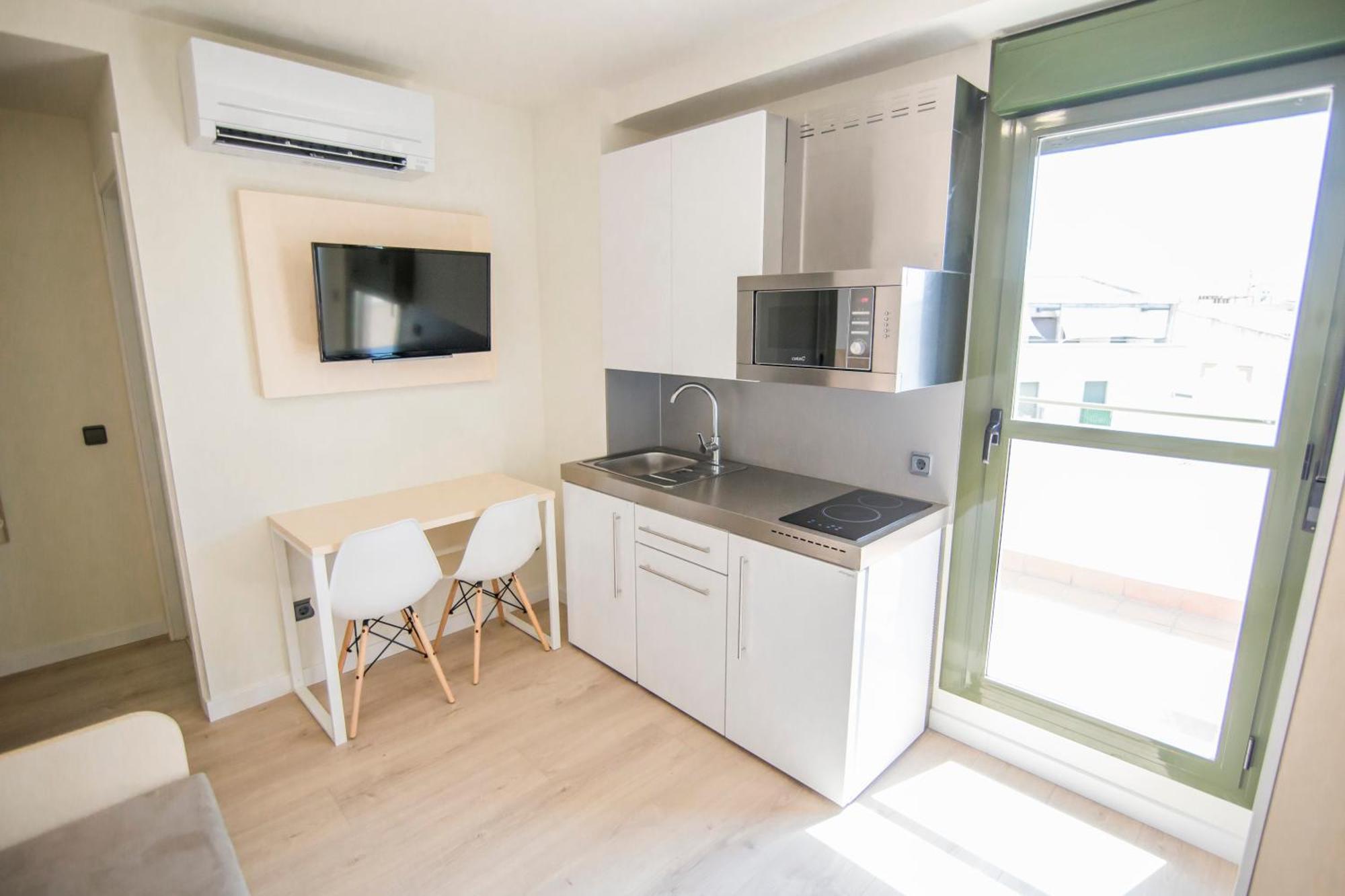 Apartamentos Plaza De Santiago - Estudios Turisticos - 1 Llave Pinto Bagian luar foto