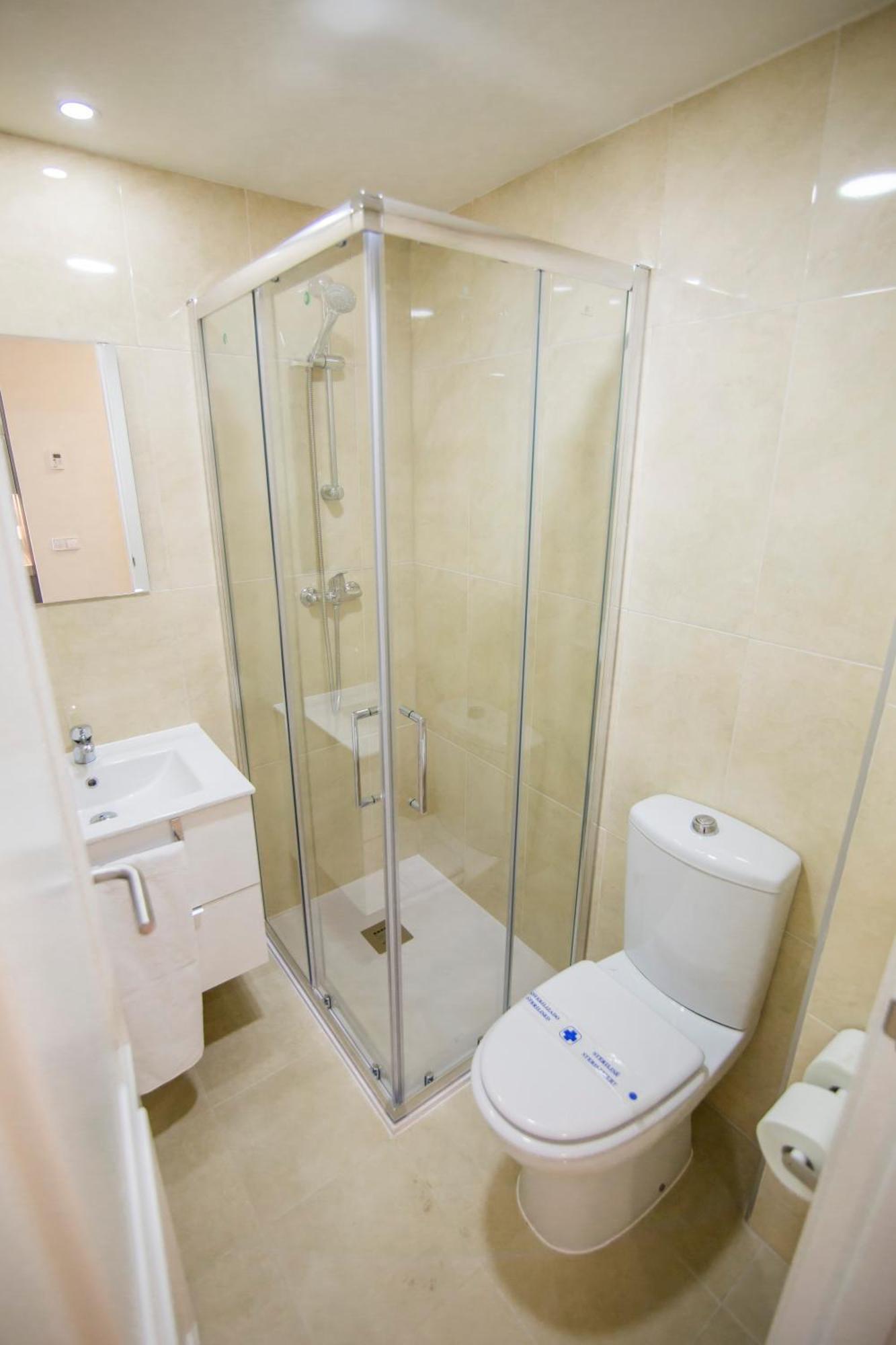 Apartamentos Plaza De Santiago - Estudios Turisticos - 1 Llave Pinto Bagian luar foto